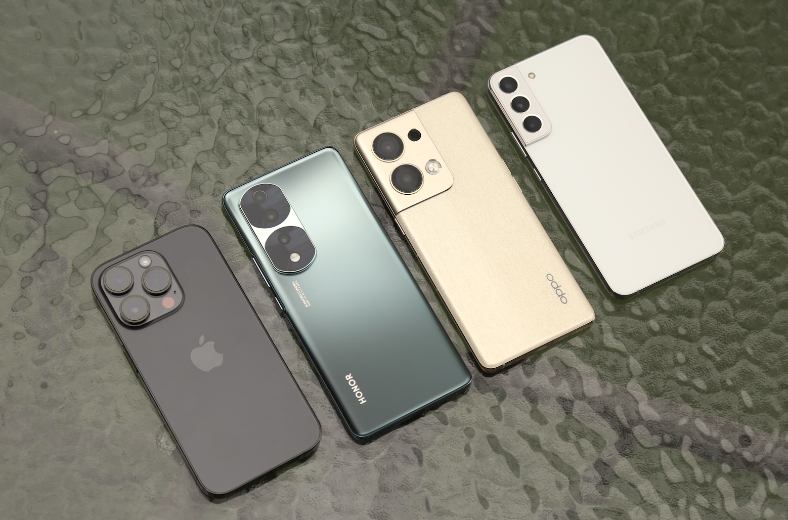 苹果三星OPPO荣耀四机同上擂台，论影像谁能胜出？样张表现知分晓