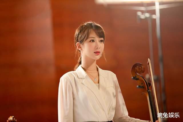 肖战|热度高过上星剧叫实力,《与君》权威媒体指数8.0分超过《余生》