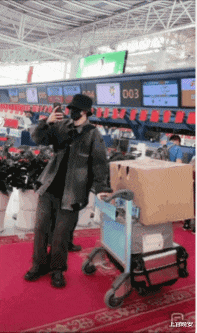 邓为|耍大牌,助理当丫鬟使,看不起观众,谁来治内娱的“高贵病”?