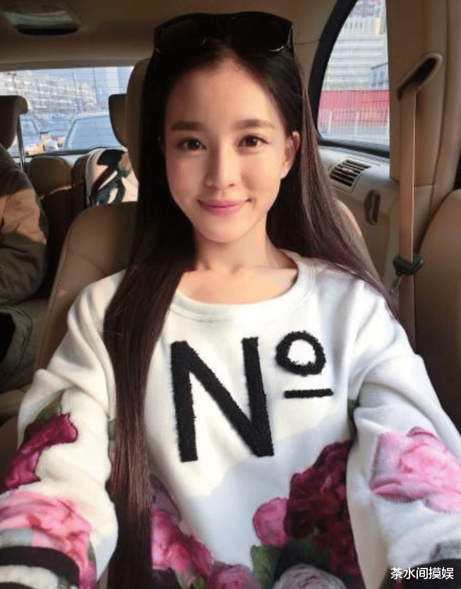 校花|娱乐圈红过的校花遍地跑,有人离婚,有人变笑话,混出头的没几个