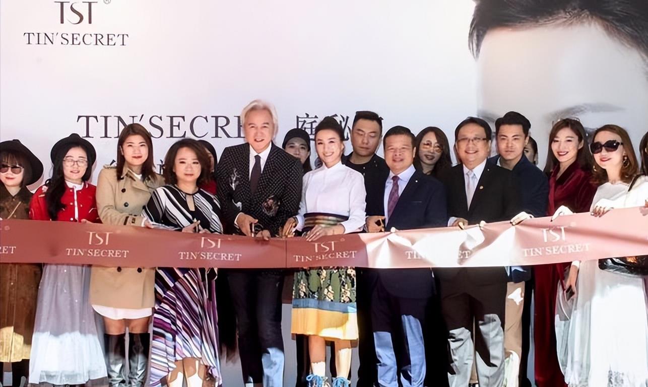 用名声疯狂赚钱的六位明星，卖假药、开假公司，坑尽粉丝没有底线
