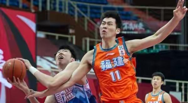 CBA三消息:北京首钢大换血,广东队交易两将,焦健透露国家队薪水