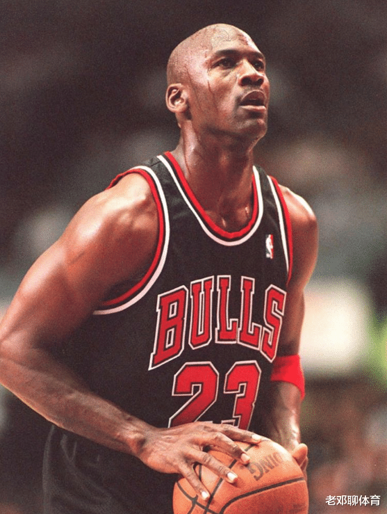 汉密尔顿|NBA历史5大“体力怪”，汉密尔顿被高估 张伯伦场均歇6秒