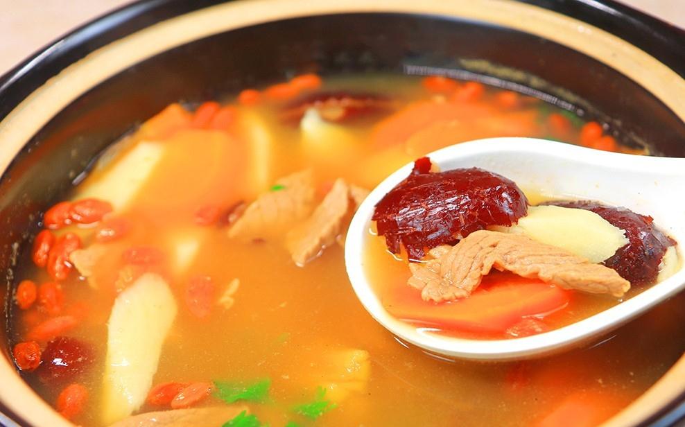 建议中老年人:生活别太节俭,多吃5种“高蛋白”食物,身体好