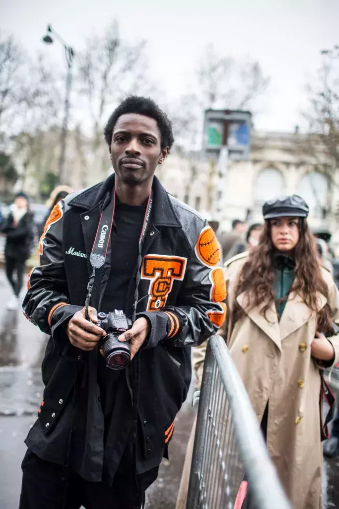 复古热度仍在延续，这个百年品牌正在借势“复活”