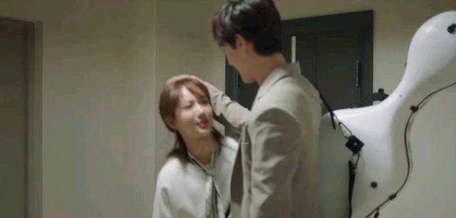 顾魏|《余生》:为什么说邵江看似好心的提议却让人共情不起来?