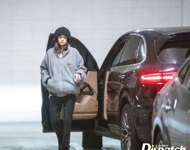 穿衣搭配|宋仲基大一岁的妻子身材真火辣！婚前穿搭超性感，婚后却变小女生