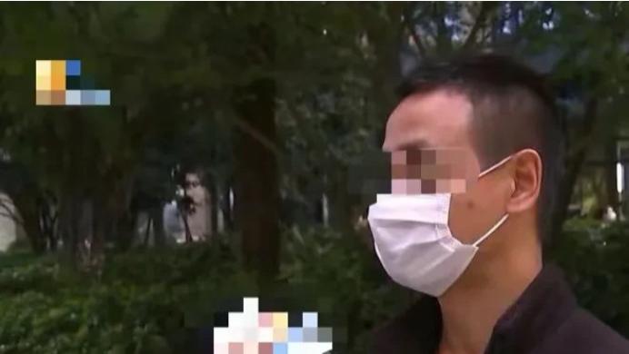 浙江杭州，男子看到某物流公司招货车司机，月薪15000至18000元！