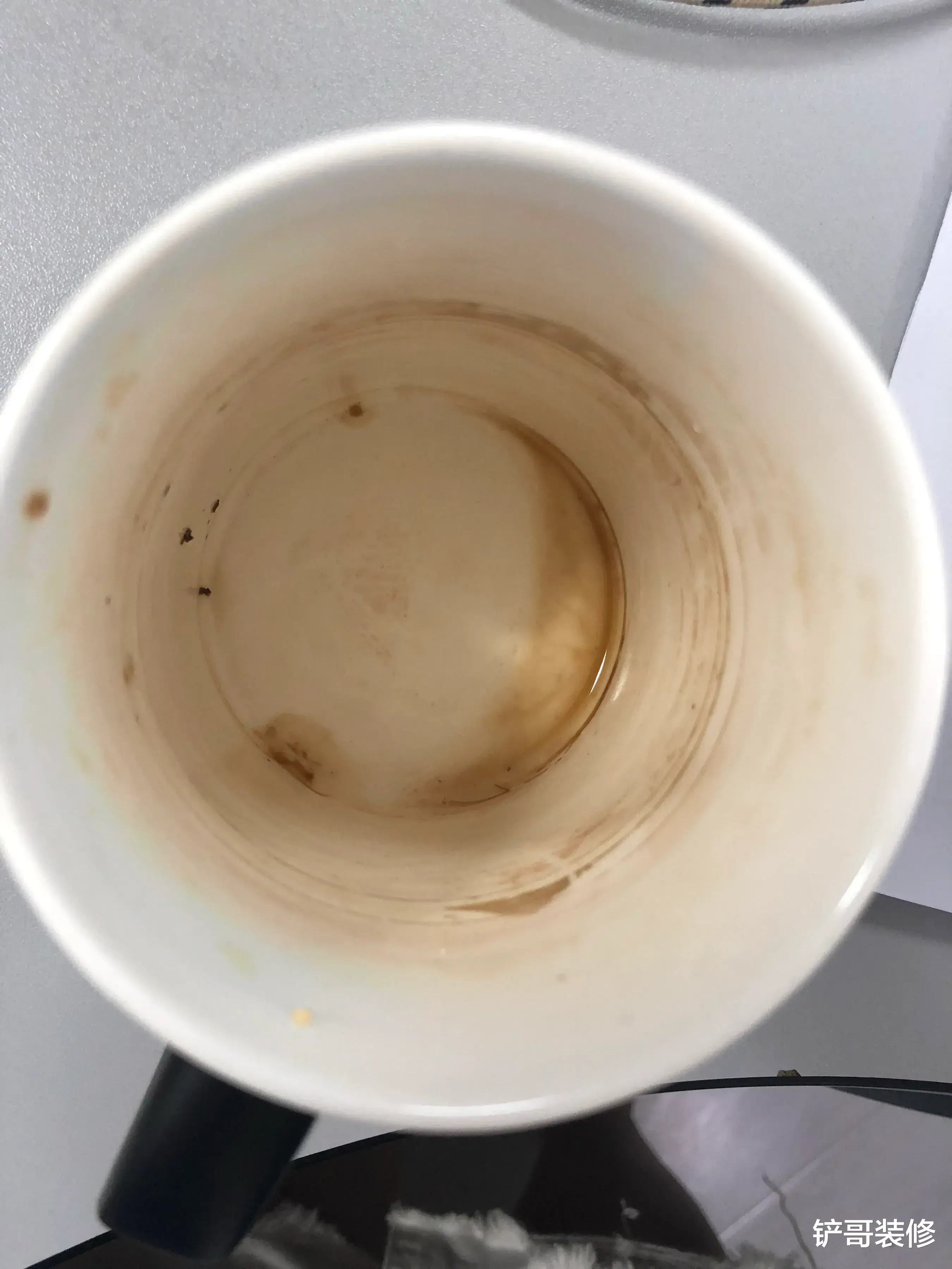 保温杯太深了没法清洁?教你正确做法,杯子再深都能洗干净