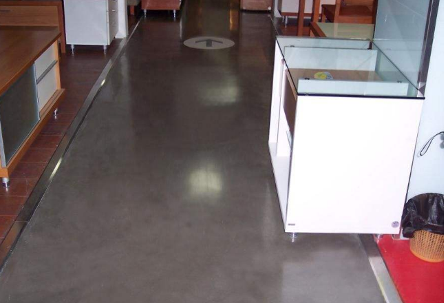 越来越多人地面不铺瓷砖地板,浪费钱!现在流行这种,实用更美观