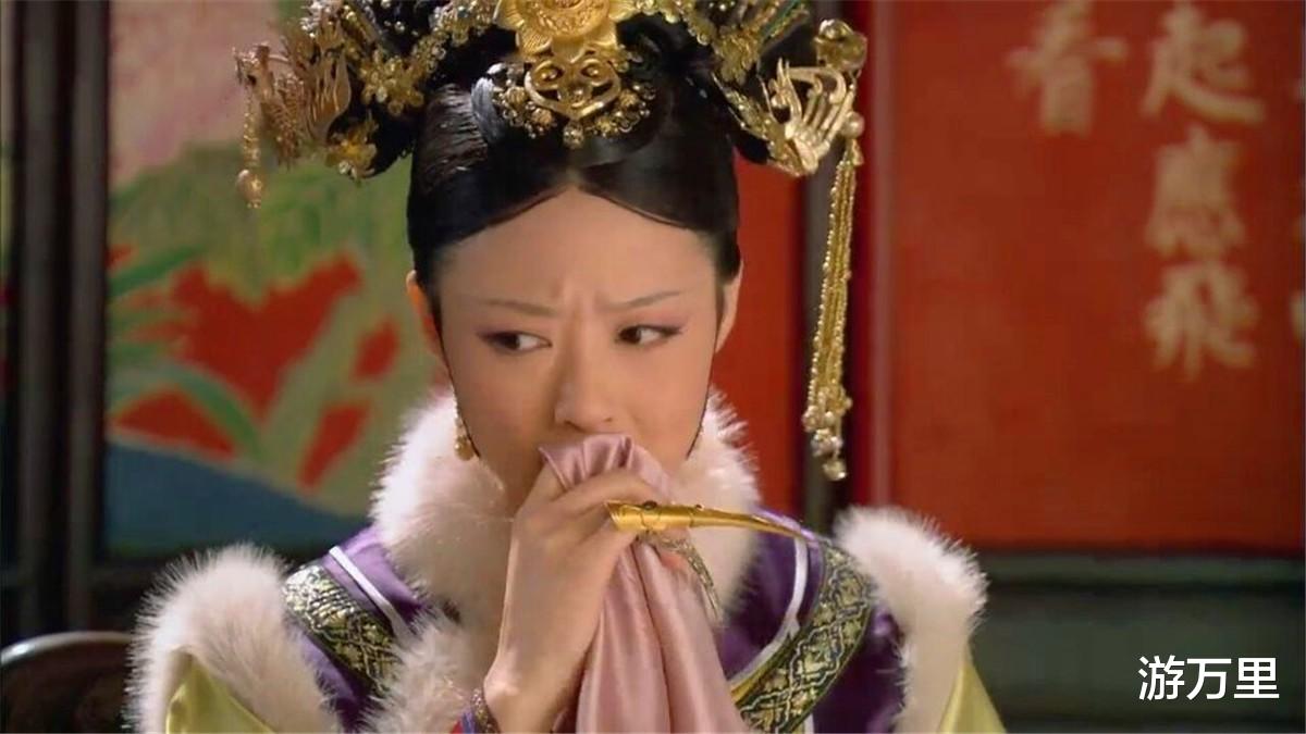 华妃|《甄嬛传》华妃对身边人真的不错？她比宜修更狠