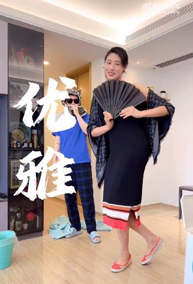 女排|看不懂！女排世界冠军不集训、不合练，一心一意当“网红”挺可惜