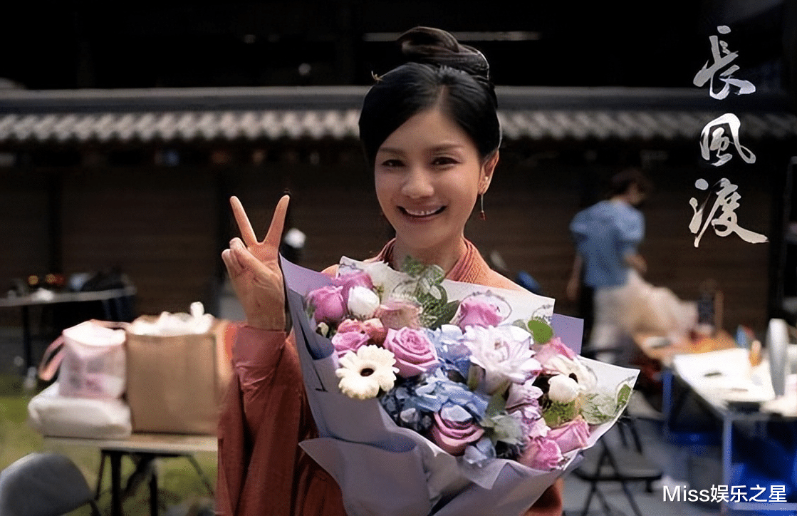 白敬亭|白敬亭宋轶出演的待播剧,沙溢胡可演亲家,老戏骨作配值得期待