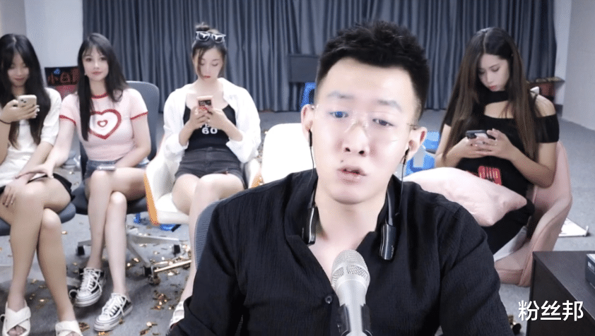 小白龙|牵扯“平秋”两位大哥,李先生封杀小白龙VP,喊话刷50万就低头