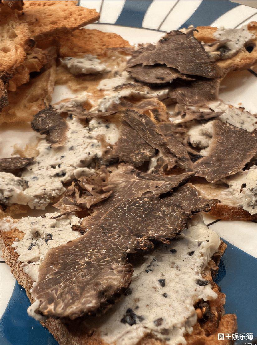 保剑锋 自曝吃大龙虾减肥！46岁保剑锋发际线后移，昔日小鲜肉变腊肉？