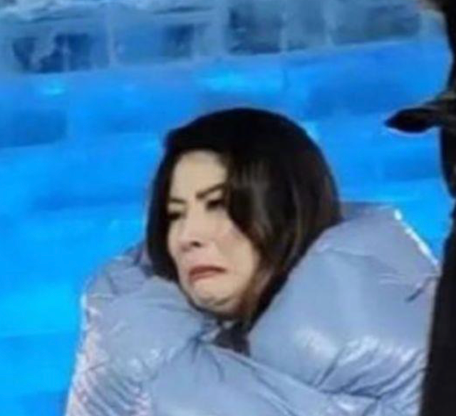 汪峰|汪峰被冻到嘴里冒白气,窦靖童冷到咬紧牙关,吴京五官扭曲直发抖