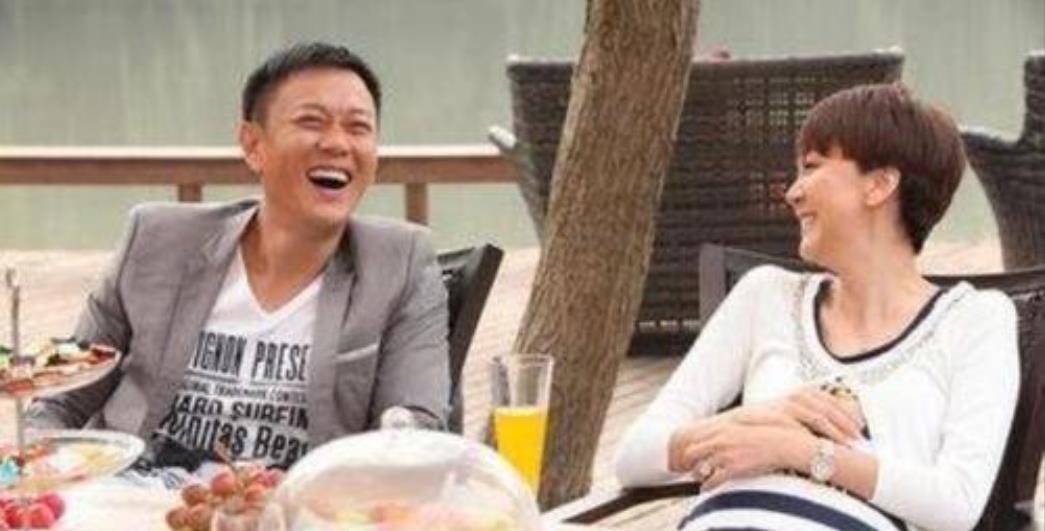 冯嘉怡|演员冯嘉怡:感恩贵人滕华涛,现实中的公司老总,戏里的“奸商”