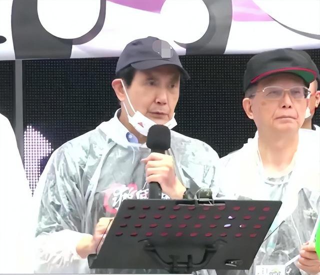 蔡英文垮台在即!台北万人揭竿而起,控诉民进党让台湾陷入危险
