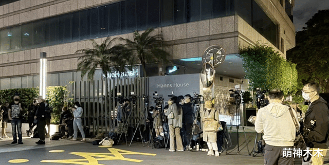 张兰|张兰又来了!大S跟新老公见面,张兰曝汪小菲当夜失眠,语带讽刺