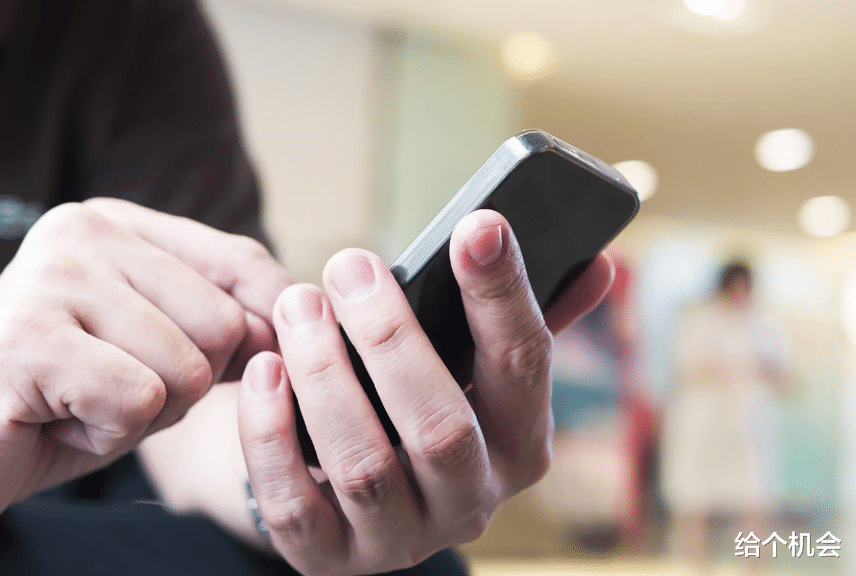 |一部手机一直不升级系统，使用3年后会怎么样？