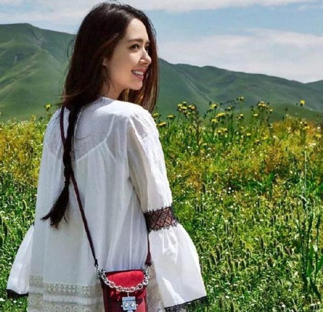 郭碧婷|向佐拈花惹草?郭碧婷清空社交账号,被网友嘲讽嫁给了向太!