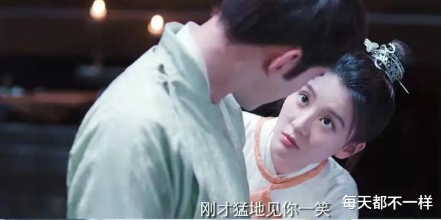 乔欣|19年前演霍建华女友，19年后演乔欣妈，两人同框愣是看不出年龄差