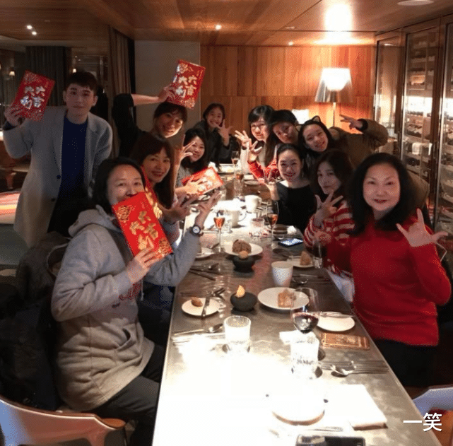 大S|台媒曝S妈与大S翻脸细节,官宣当天S妈上门对骂,母女俩以死相逼