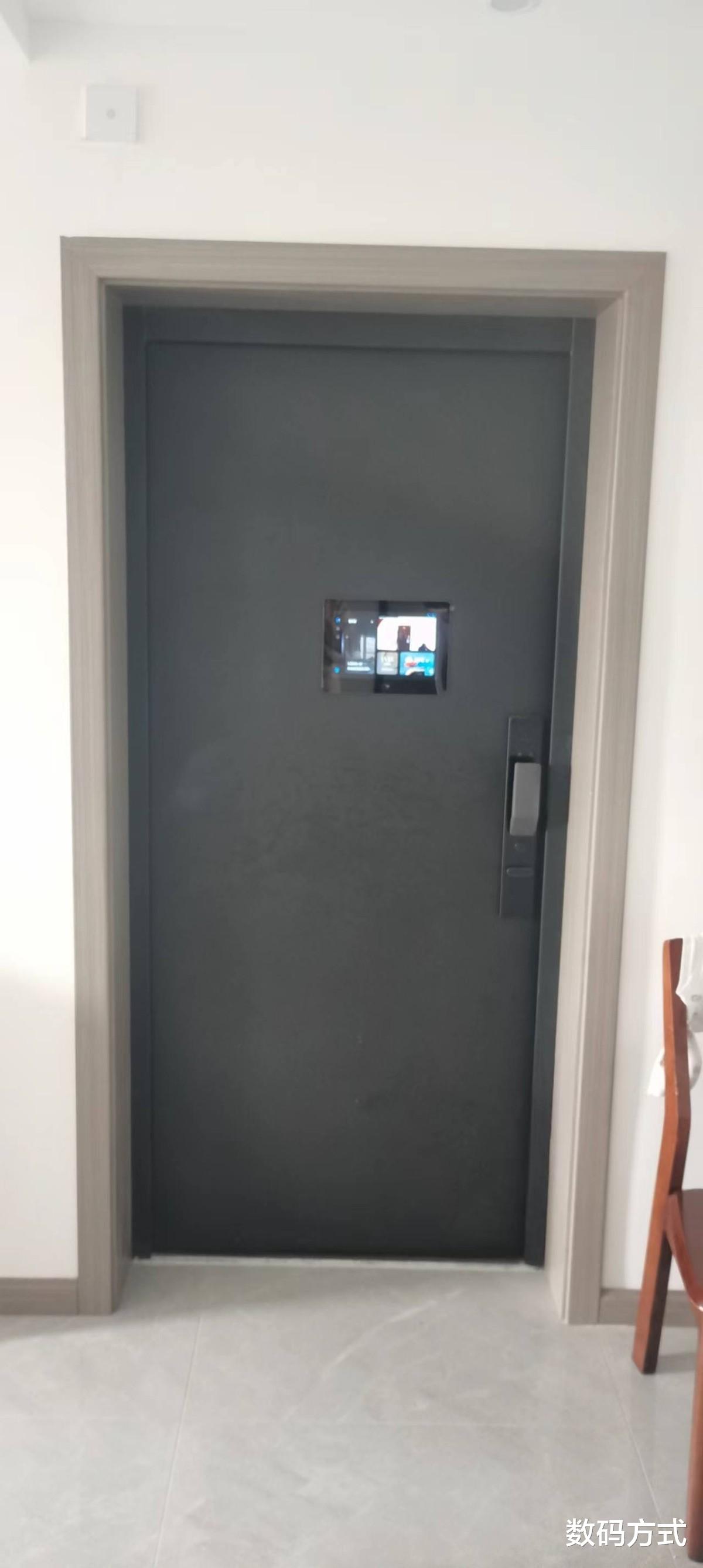 颠覆传统家居产品 家居新物种小白智慧门玩出新花样