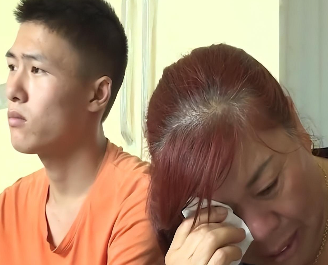 4岁被拐,生父母艰辛寻子17年,抵不过养父母一句“回来继承千万家产”?