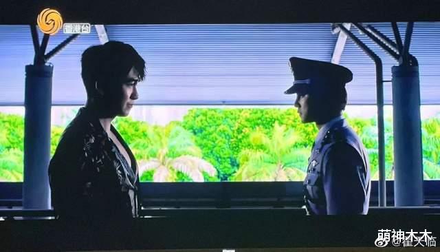 翟天临|演员翟天临近况曝光,不再拍戏改演话剧,谢幕时观众还为其叫好