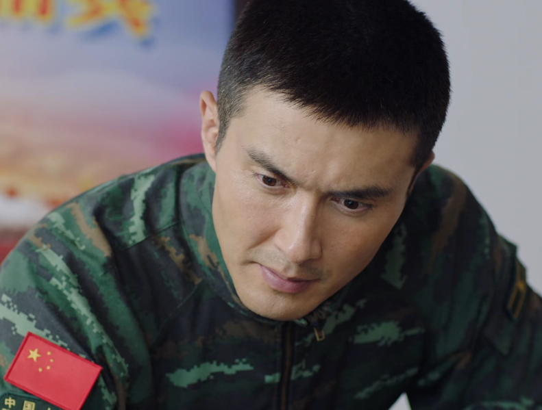 易烊千玺|开播仅4集,收视大火,剧情上头,央视8套又悄悄甩出一部王炸剧