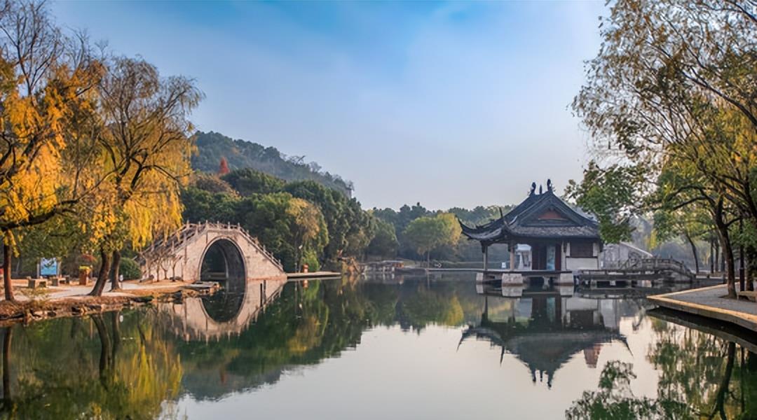 旅行|浙江绝美景区走红，以石景而闻名于世，是旅游休闲的好地方