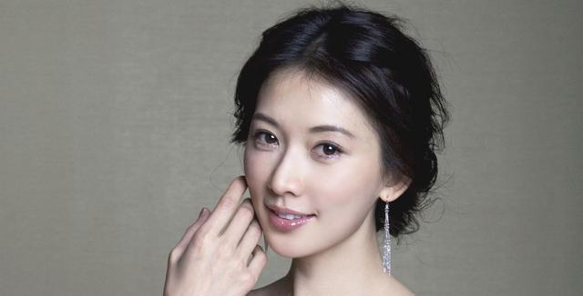 张九泰|4位嫁到国外的女星，个个都是圈中女神，最后一位嫁给了20年前的初恋