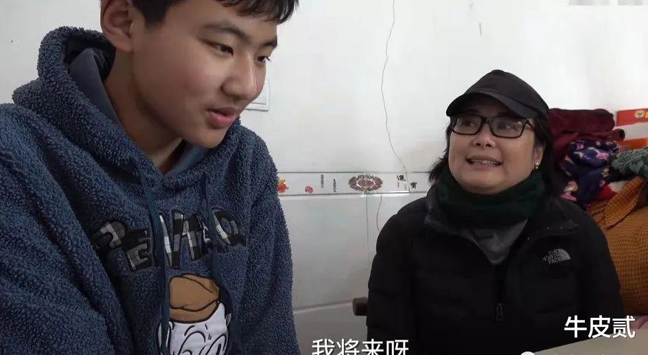 整容|曾移居国外的6位明星:有人嫁富商住豪宅,有人叶落归根回国养老