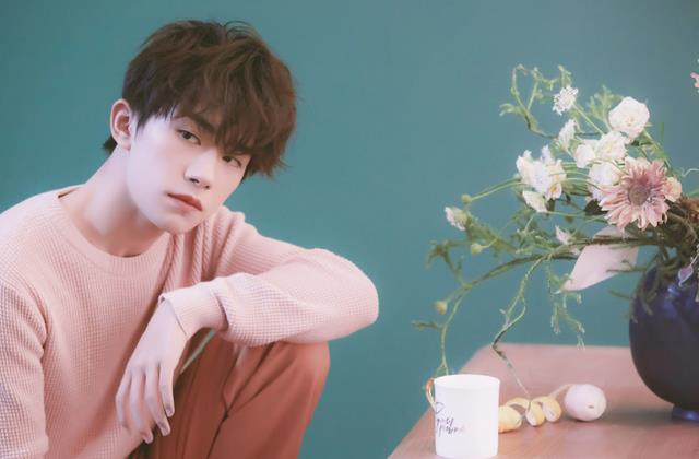 生图|上镜帅气逼人，生图暴露头肩比缺陷，顶流男星也有不足之处