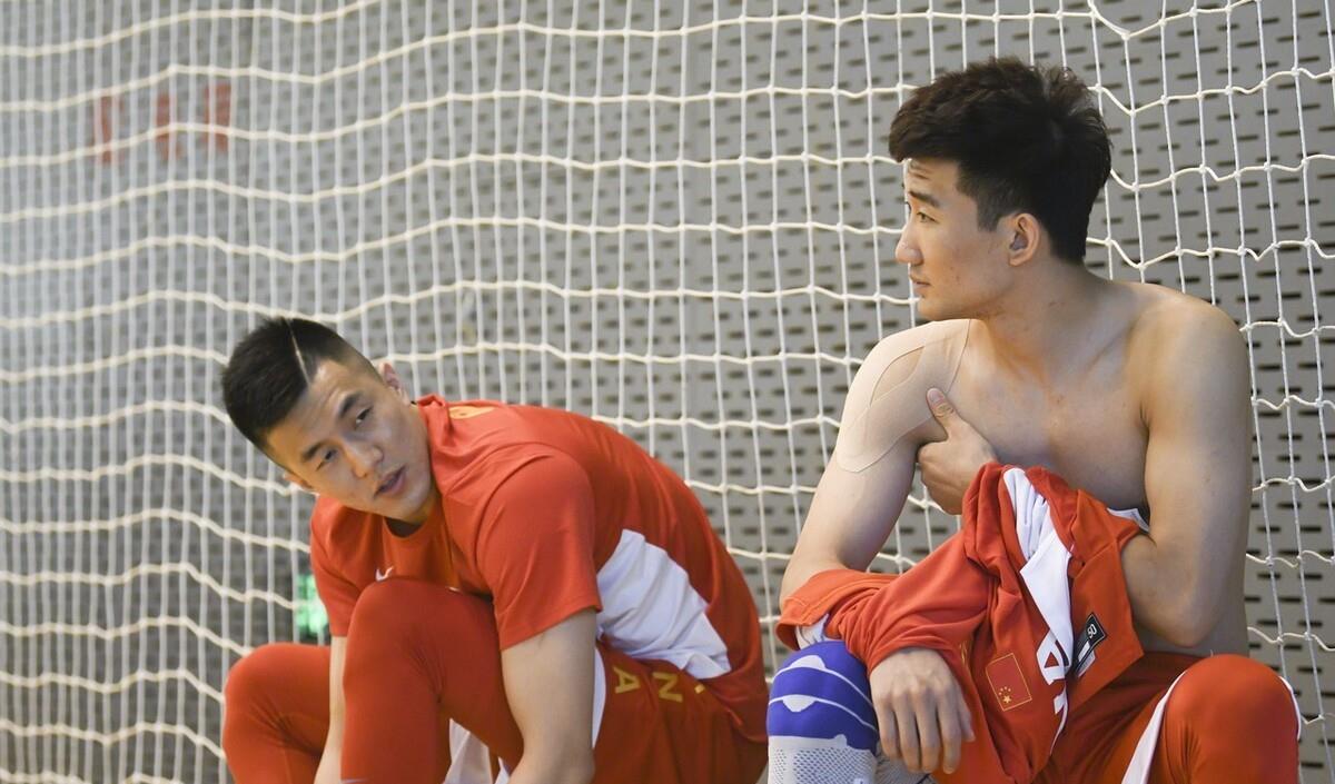 |中国男篮启程集训，郭艾伦或将迎来新职务，杜锋高兴了