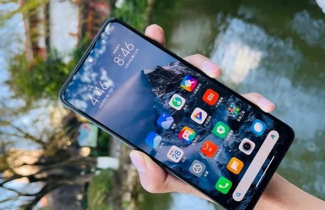 红米手机|盘点目前“业内公认”的4部千元机:看清需求再入手,不掏冤枉钱