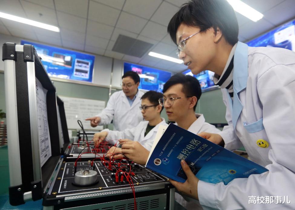 共和党|大学专业里的几株“常青藤”，基本不存在过时一说，前景还很好