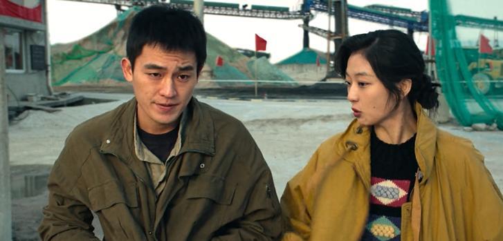 童骁骑|风吹半夏:看到童骁骑为半夏卖命,才明白野猫不当富家女有多愚蠢