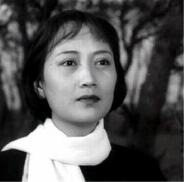 王晓棠|王晓棠唯一的儿子超帅气，如果成长起来一定是个很好的接班人