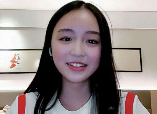 陈虹伊|风水轮流转!朱易开心晒一字马,网友为其鸣不平,陈虹伊关闭评论