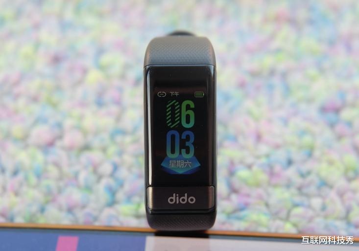启明创投|智能手环也可以测血压?dido Y1S高精密测血压手环测评