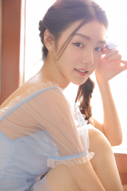 贺美琦|18岁贺美琦-谁的童话书没有合好,让公主跑出来了?