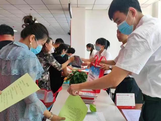 残疾人|伊通人社局：助企纾困出实招，稳保就业见实效