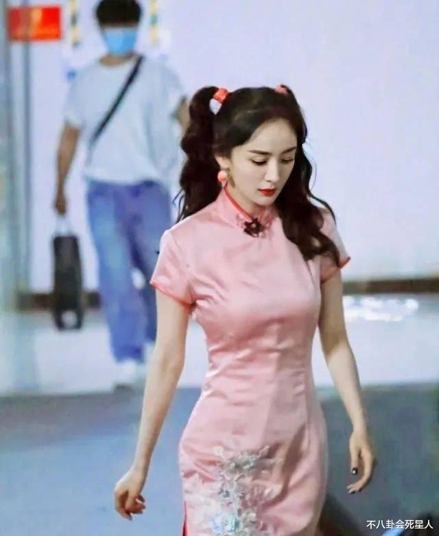 生图|干瘪凹陷、发福老态，当红女星的近期生图，让我看到了人间真实！