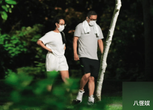 陈昭荣|陈昭荣证实与结婚27年妻子离婚,首谈与前妻关系:相处得很好