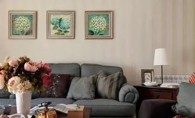 139平美式三室两厅,一进门玄关把人迷住,电视墙更是实用极了!