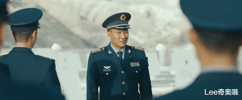 王一博|王一博 胡军主演新片《长空之王》发布正式预告