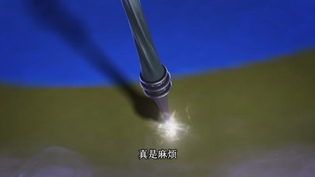 叶罗丽|叶罗丽:黎灰是老人家吗?杵着拐杖,懒得动手,真实年龄未知