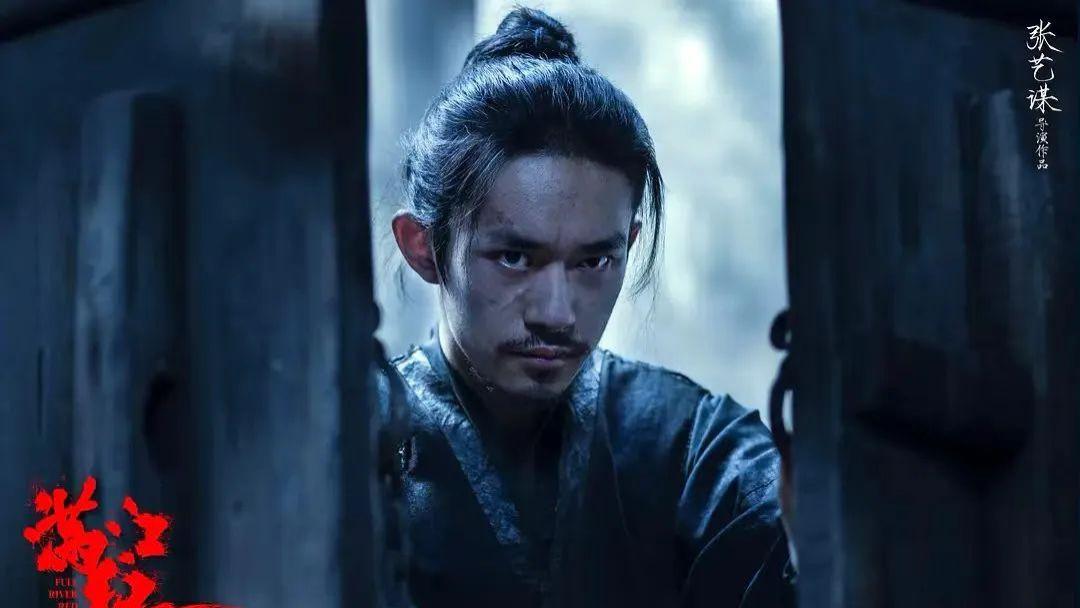 浮图缘|互黑、站队、当水军，影视自媒体面临“春节档的诱惑”